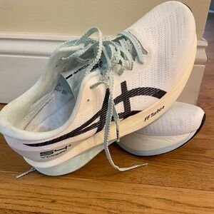 ASICS yogiri s4+ Women’s